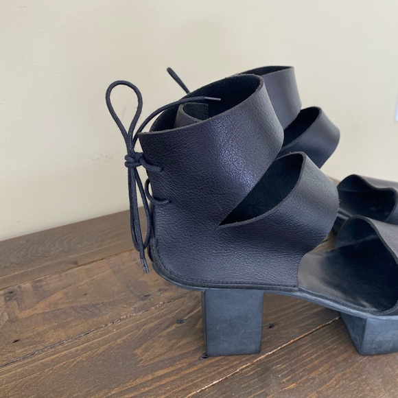 Trippen Happy Leather Platform Sandal - Picture 3 of 13